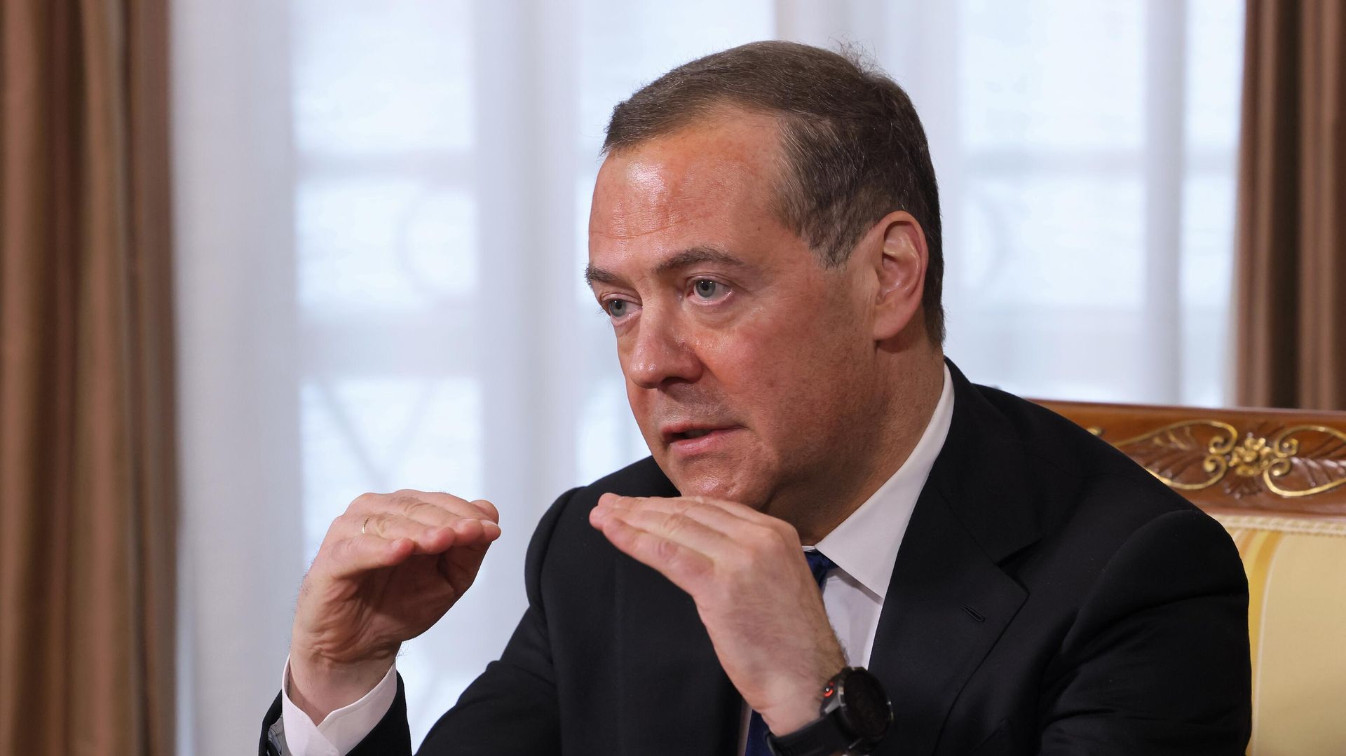Заместитель председателя Совбеза РФ Д. Медведев дал интервью российским СМИ - ПРАЙМ, 1920, 06.04.2024