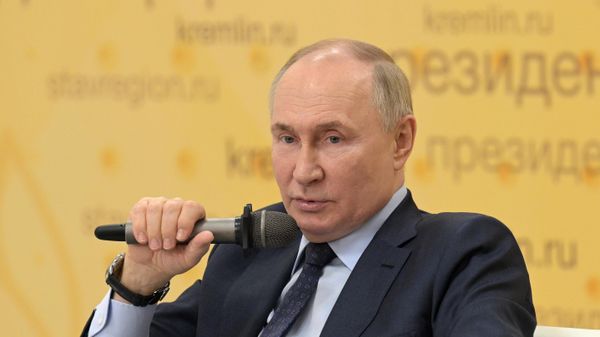 Рабочая поездка президента РФ В. Путина в Ставропольский край