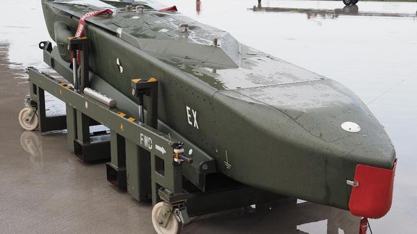 Taurus KEPD-350 на выставке на словацком международном авиафестивале