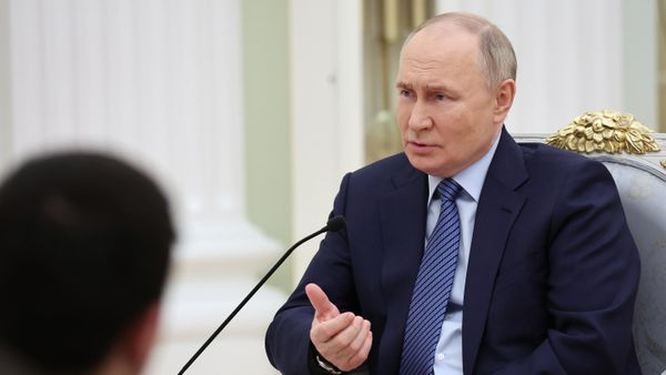 Президент РФ В. Путин 
