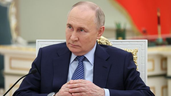 Президент РФ В. Путин 