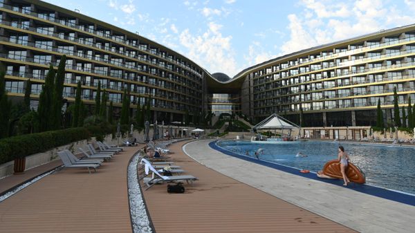 Санаторно-курортный комплекс в Ялте
