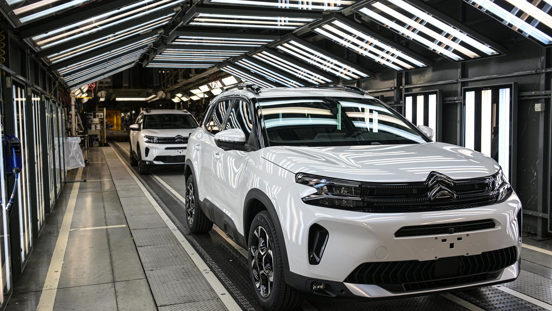 Автомобили Citroen C5 Aircross на линии сборке на заводе ПСМА - ПРАЙМ, 1920, 30.03.2024