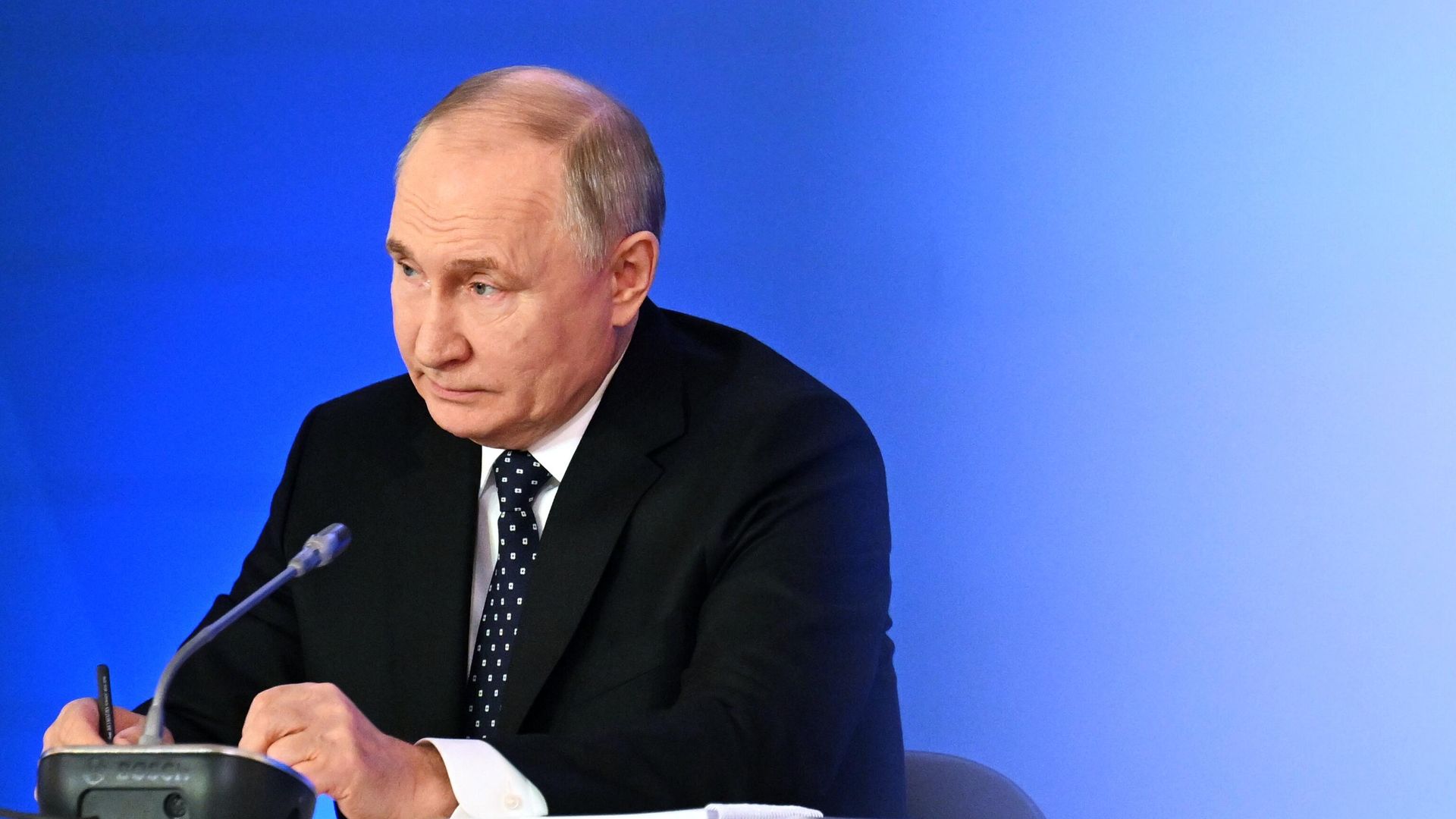 Президент Владимир Путин на съезде Федерации независимых профсоюзов России - ПРАЙМ, 1920, 25.04.2024