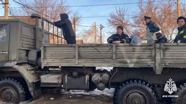 Прорыв дамбы в Орске