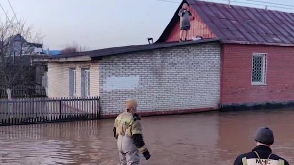Прорыв дамбы в Орске