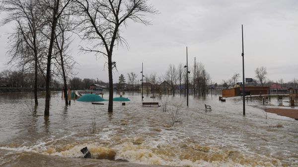 Обстановка в Орске после прорыва дамбы