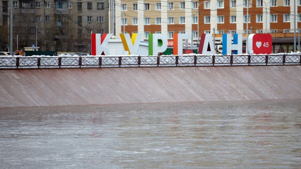 Главная набережная реки Тобол в Кургане