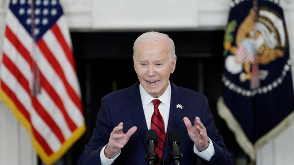 Президент США Джо Байден выступает на пресс-конференции в Вашингтоне
