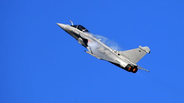 Французский многоцелевой истребитель четвёртого поколения Rafale