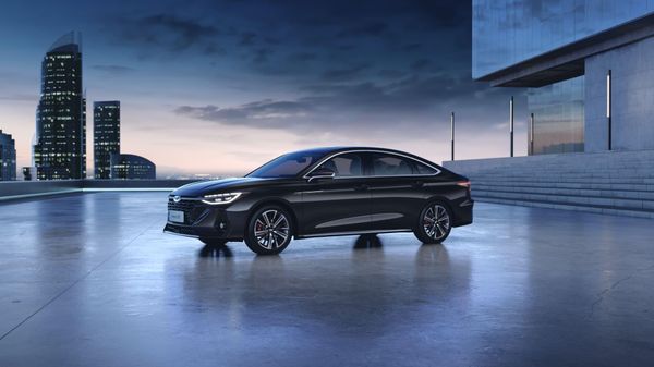 Автомобиль Chery Arrizo 8