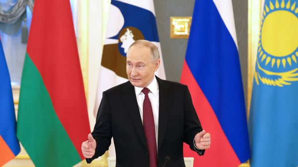 Президент России Владимир Путин принял участие в юбилейном саммите ЕАЭС в Москве
