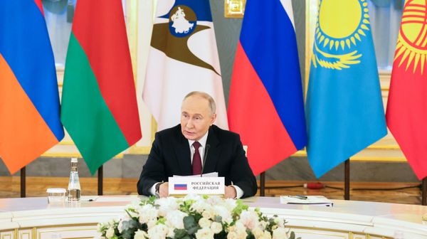 Президент России Владимир Путин принял участие в юбилейном саммите ЕАЭС в Москве