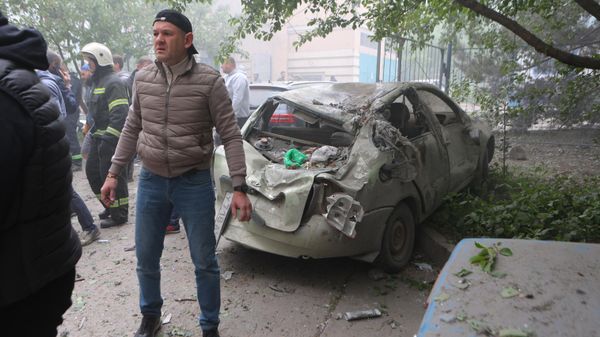 В Белгороде в результате обстрела ВСУ обрушился подъезд многоквартирного жилого дома