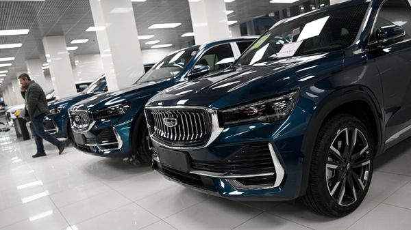 Открытие первого международного центра китайских автомобилей Москва-Тянья Открытие первого международного центра китайских автомобилей Москва-Тянья