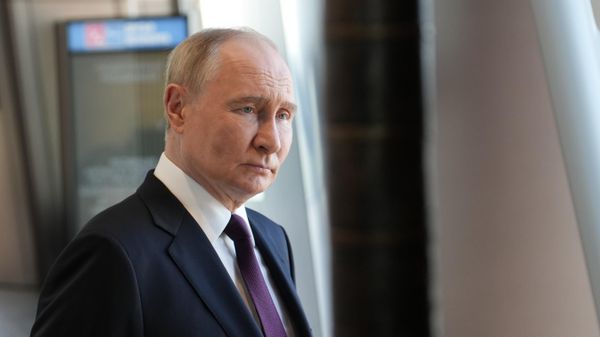 Рабочая поездка президента Владимира Путина в Санкт-Петербург