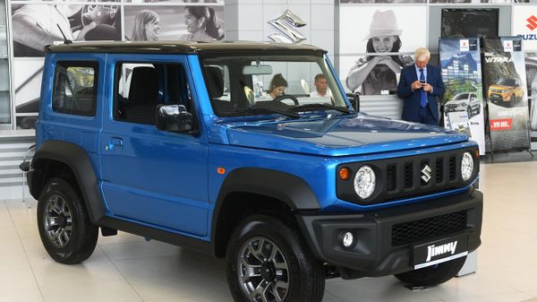 Автомобиль Suzuki Jimny