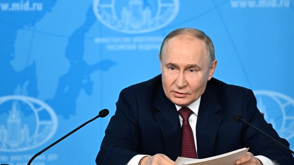 Президент Владимир Путин встретился с руководством МИД РФ