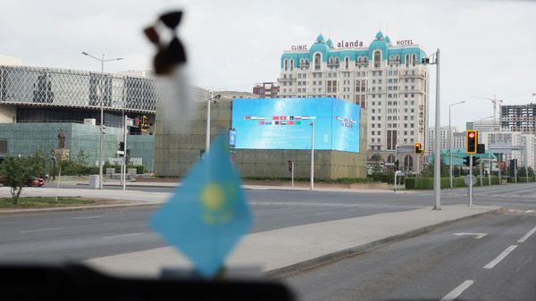 Президент Владимир Путин прибыл в Астану для участия в саммите ШОС