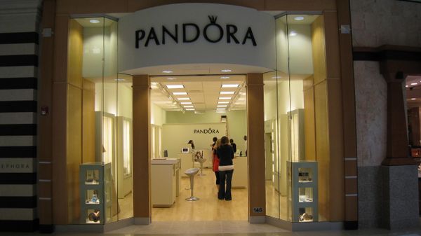Ювелирный дом Pandora Ювелирный дом Pandora