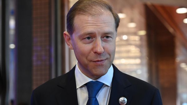 Денис Мантуров