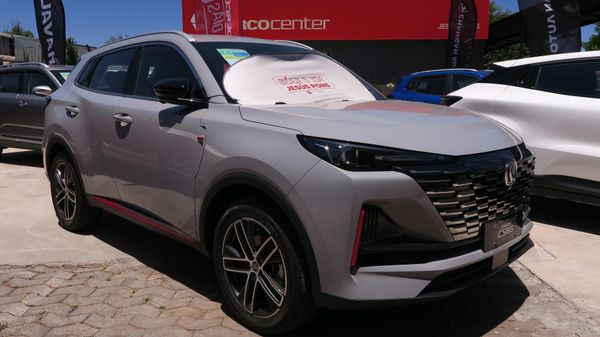 Автомобиль Changan CS55 Plus Автомобиль Changan CS55 Plus