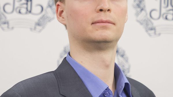 Михаил Гордиенко, д.э.н., профессор кафедры финансов устойчивого развития РЭУ им. Г.В. Плеханова Михаил Гордиенко, д.э.н., профессор кафедры финансов устойчивого развития РЭУ им. Г.В. Плеханова
