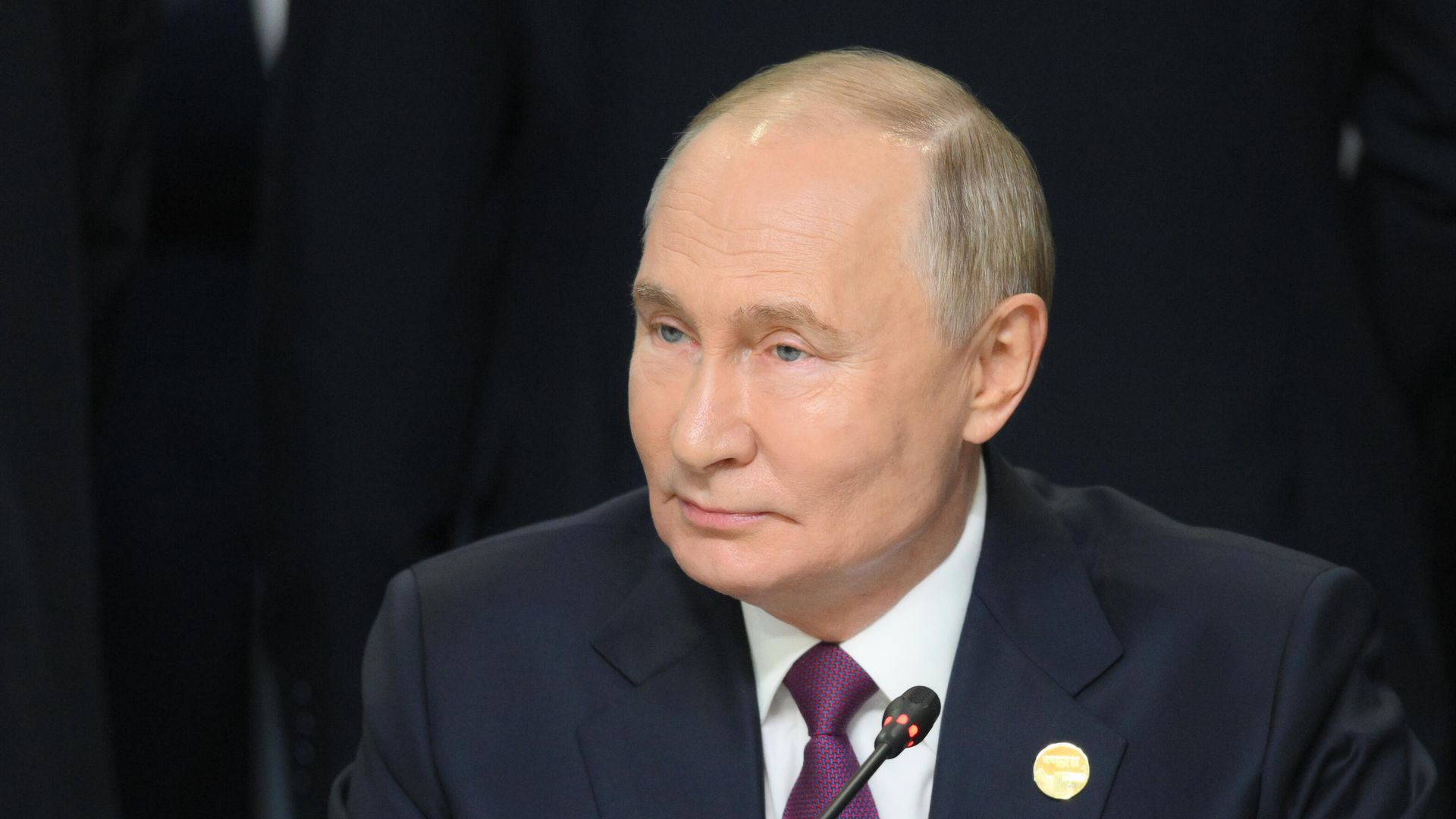 Президент РФ Владимир Путин на пленарном заседании XVI саммита БРИКС в формате аутрич  - ПРАЙМ, 1920, 07.11.2024