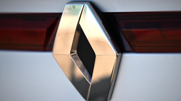 Логотип компании Renault