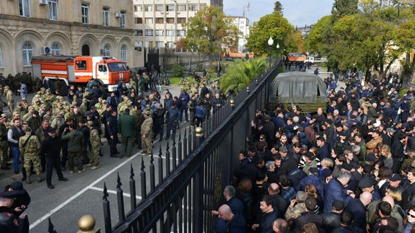 Обстановка у парламента Абхазии