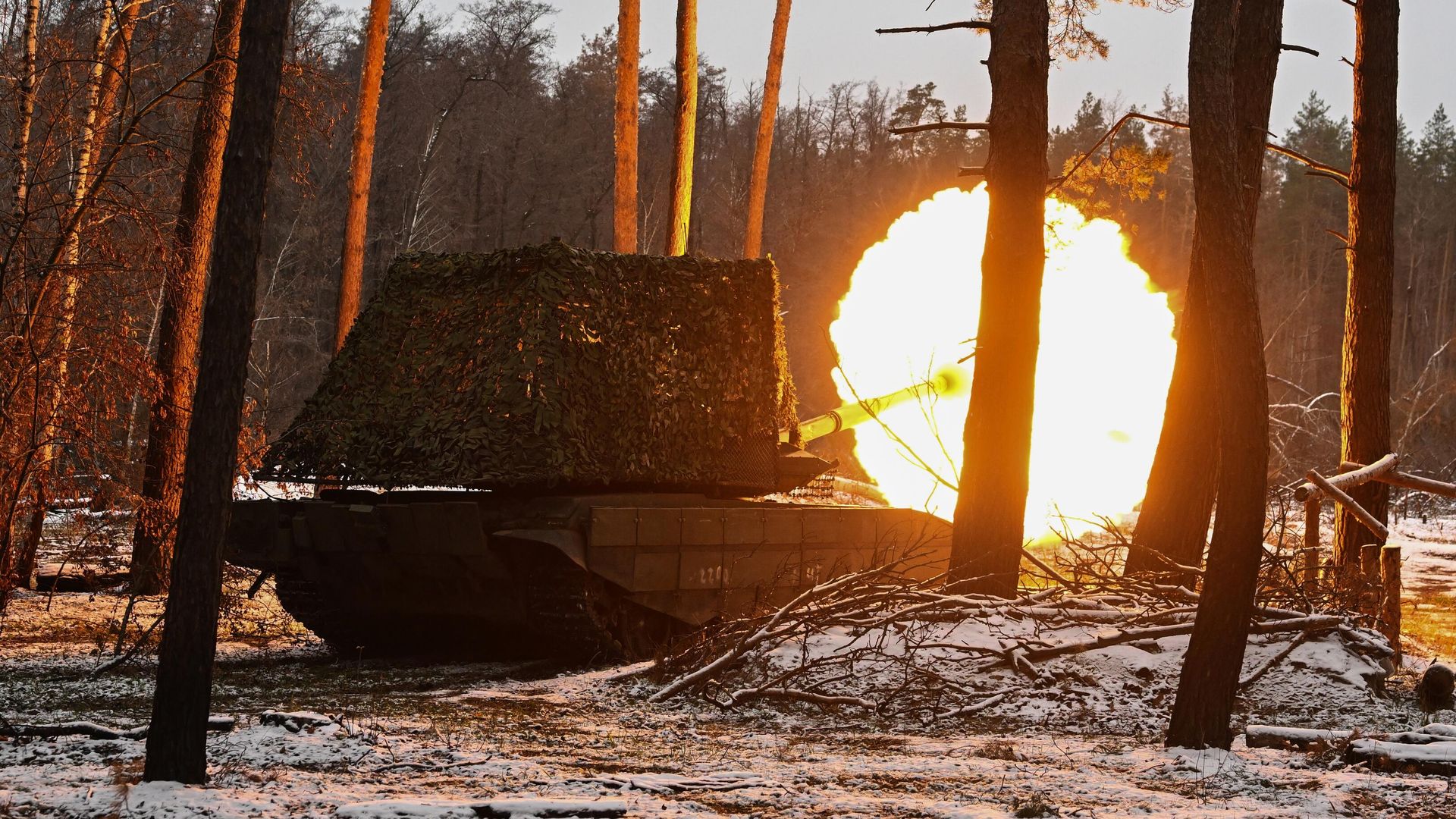 Боевая работа экипажа танка Т-90М Прорыв группировки Запад на Краснолиманском направлении СВО - ПРАЙМ, 1920, 20.04.2025