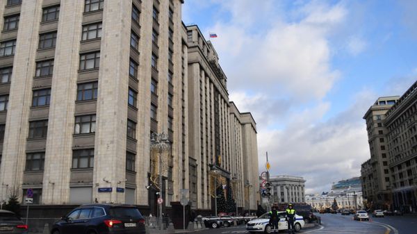 Здание Государственной Думы РФ в Москве.