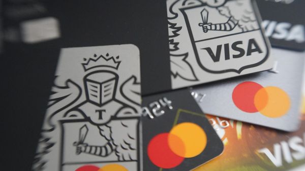 Банковские карты Visa и Mastercard