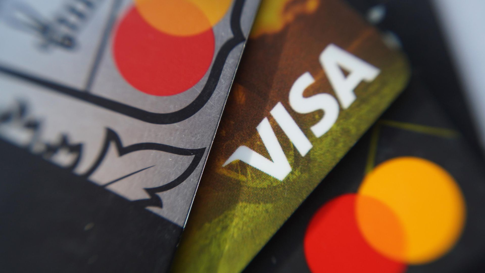 Банковские карты Visa и Mastercard - ПРАЙМ, 1920, 08.10.2025