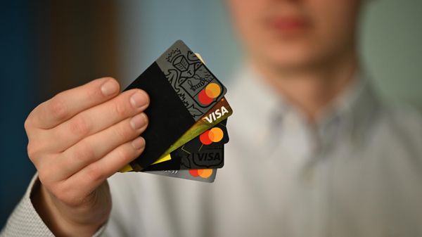Банковские карты Visa и Mastercard