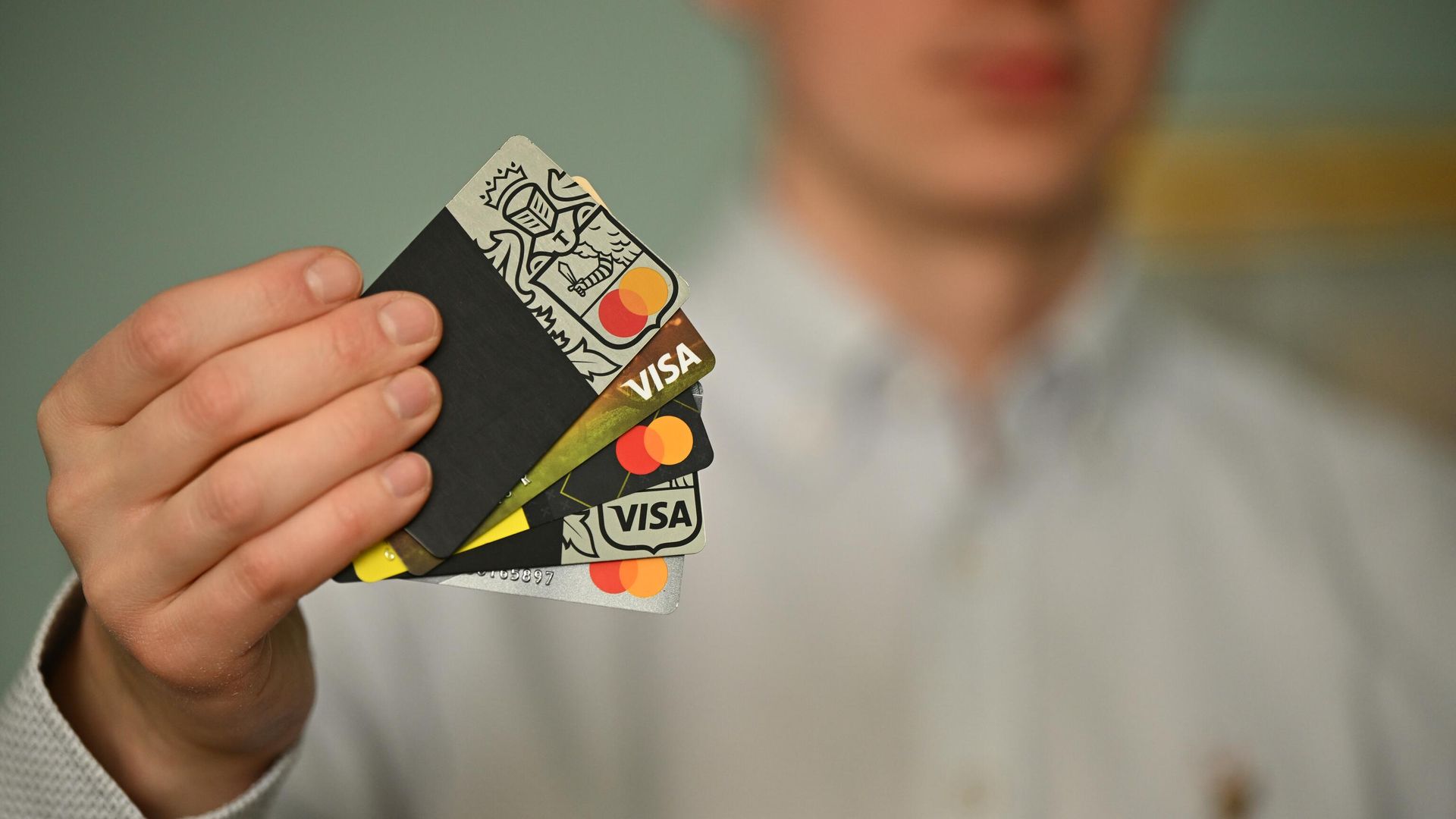 Банковские карты Visa и Mastercard - ПРАЙМ, 1920, 09.06.2026