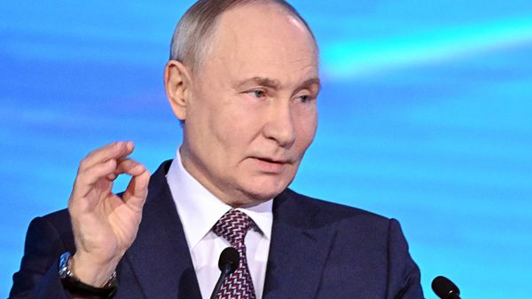 Президент Владимир Путин принял участие в работе Форум будущих технологий 
