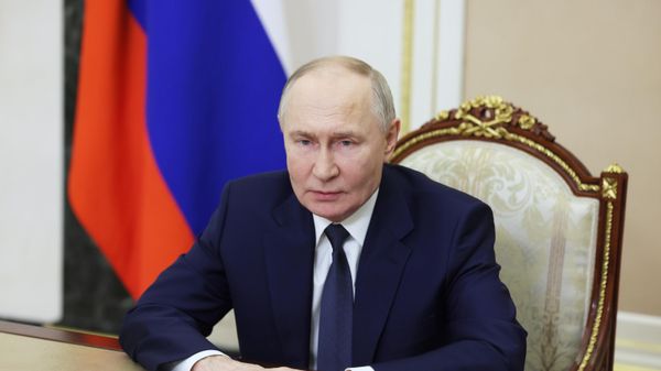 Президент Владимир Путин поздравил военнослужащих и ветеранов Сил специальных операций