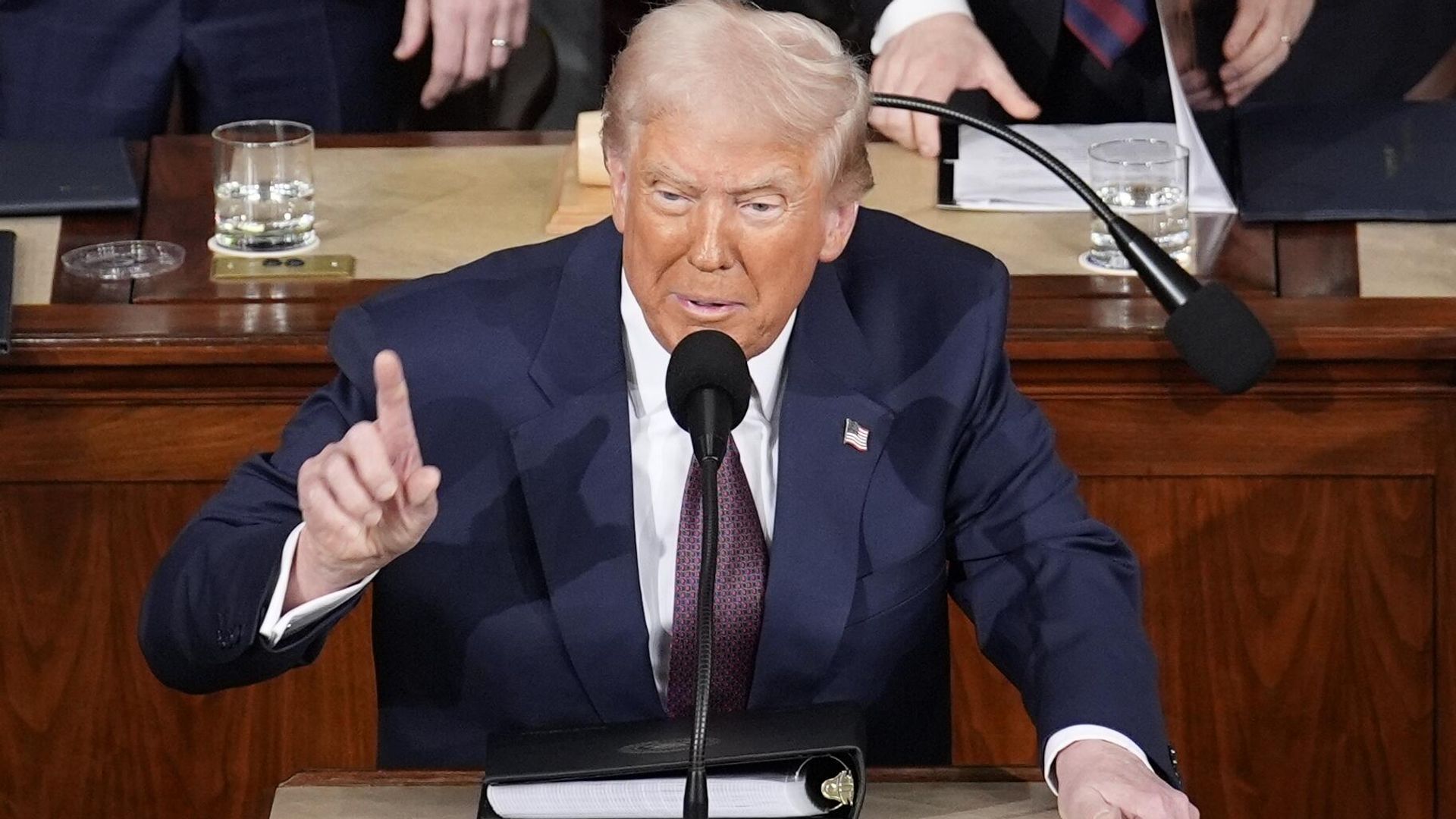 Президент США Дональд Трамп выступает на заседании конгресса в Вашингтоне - ПРАЙМ, 1920, 06.04.2025
