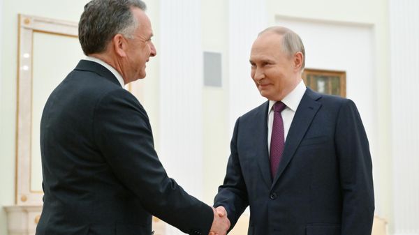 Президент Владимир Путин встретился со спецпосланником президента США Стивеном Уиткоффом