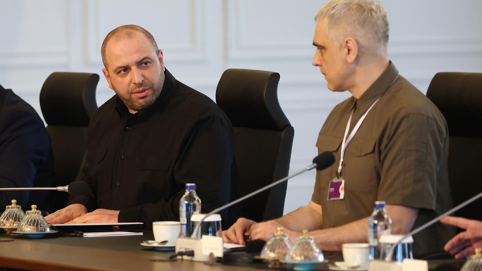 Рустем Умеров во время второго раунда переговоров между делегациями России и Украины - ПРАЙМ, 1920, 02.06.2025