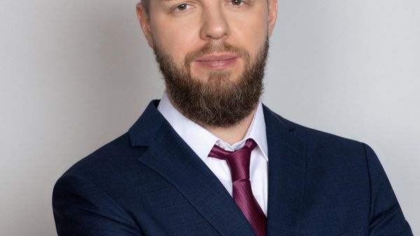 портфельный управляющий УК Первая Максим Федосов портфельный управляющий УК Первая Максим Федосов