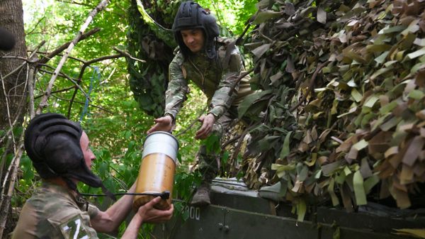 Танкисты группировки войск Центр в ДНР