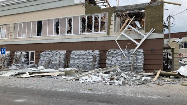 Пострадавший от обстрелов дом в Шебекино