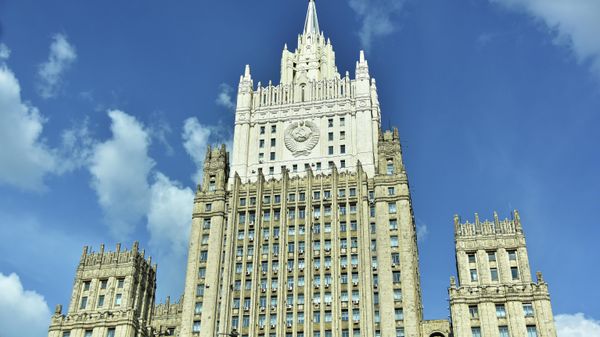 Здание Министерства иностранных дел РФ