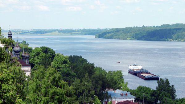 Река Волга в городе Плес Ивановской области
