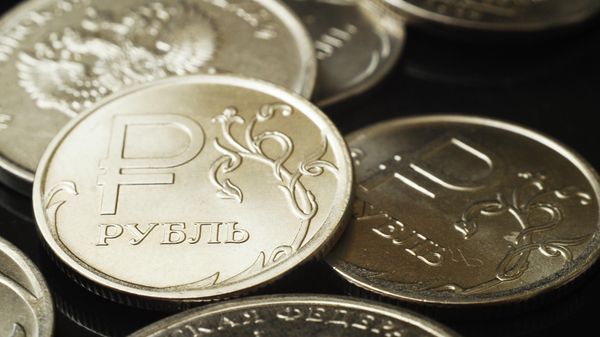 Монеты номиналом один рубль