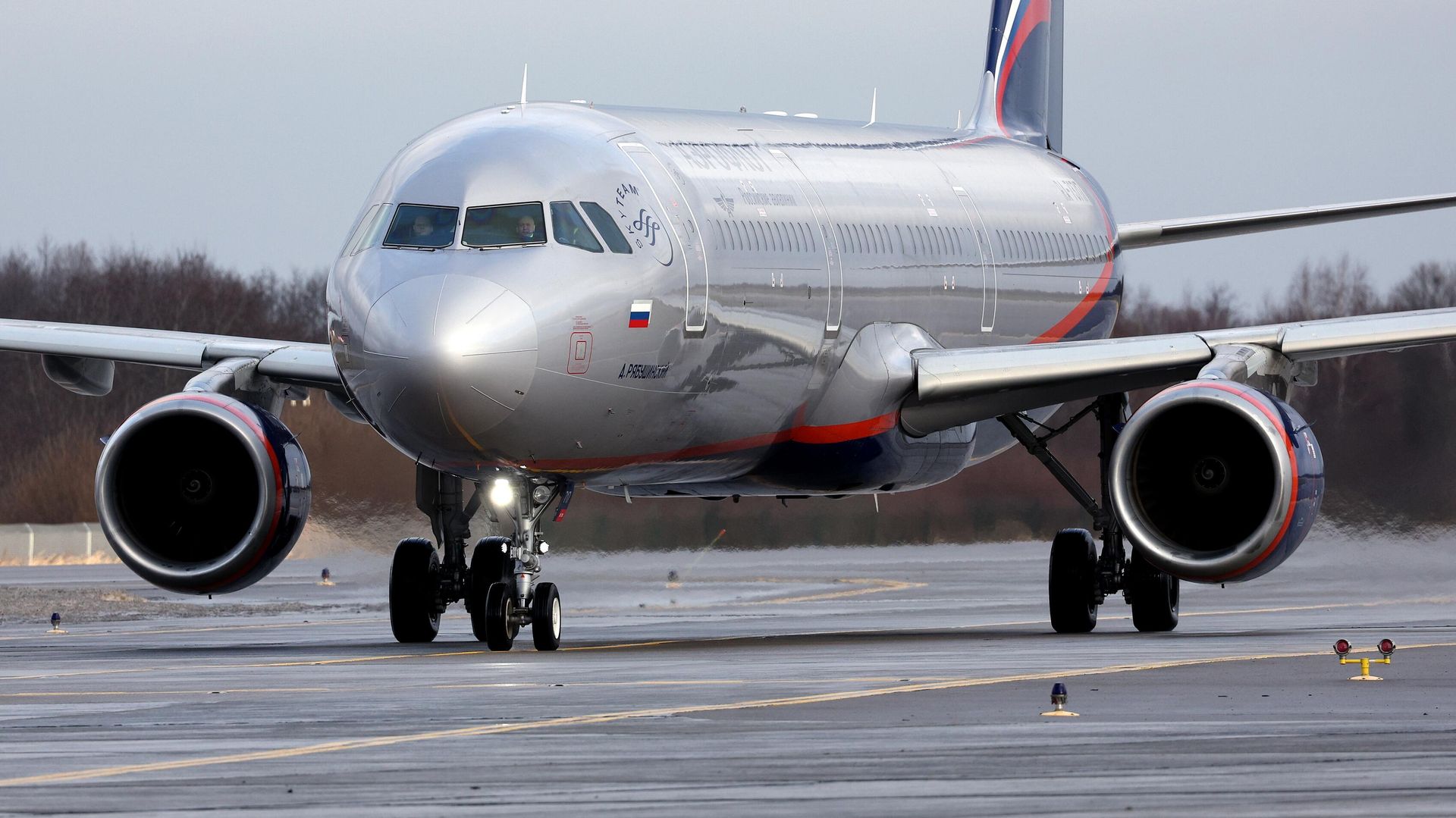 Самолет Airbus A321-211 Д.Рябушинский авиакомпании Аэрофлот в аэропорту Храброво в Калининграде - ПРАЙМ, 1920, 31.07.2025