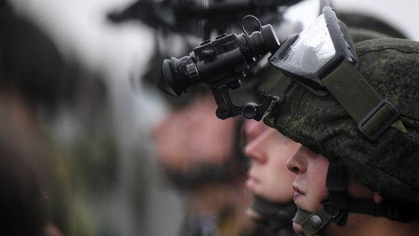 Военнослужащие на совместных стратегических учениях Белоруссии и России Запад-2017