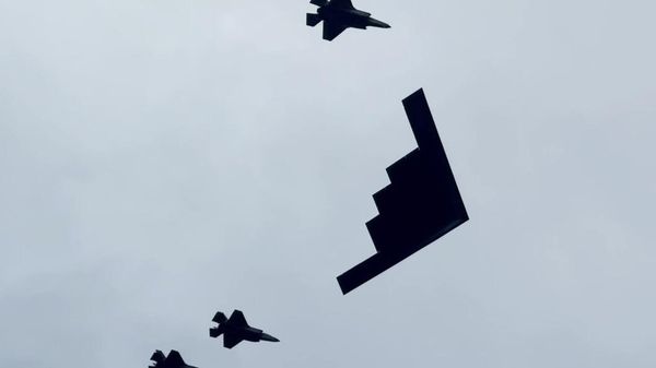Встреча президентов России и США на Аляске